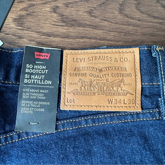 Levi’s bootcut jeans - Picture 9 of 11